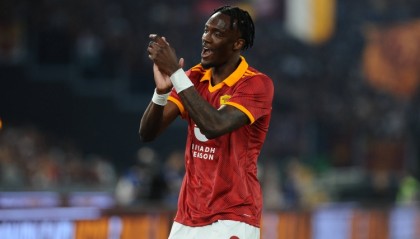 开云体育官方网址-邮报：维拉可能在未来几天签下亚伯拉罕，另外球队还想买中场