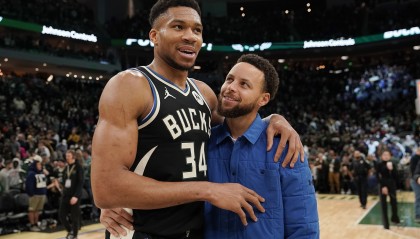 开云体育官方网-勇士报价四首轮！可库里即将38&amp;科尔合同年 字母哥愿意去勇士吗？