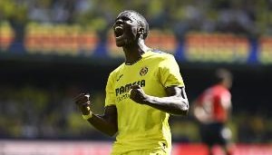 BBC：埃弗顿接近2700万镑签下比利亚雷亚尔前锋蒂尔诺-巴里